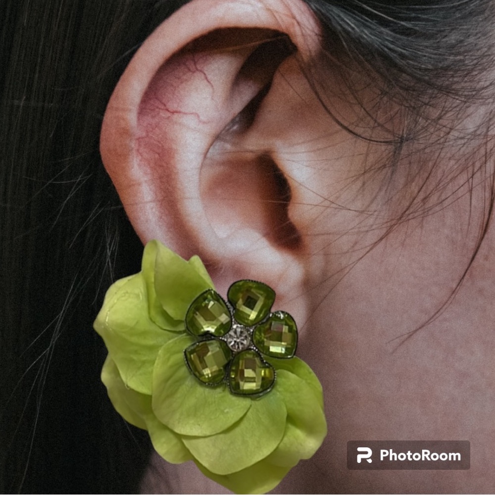 lime green crystal flower statement beaded earrings Anthropologie one of kind